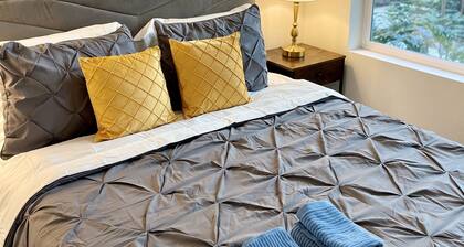 ANAHEIM 3BDR TOWNHOUSE GARAGE 2 CARS