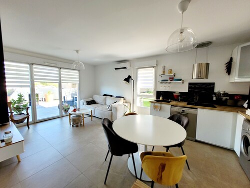 Appartement standing dans résidence avec piscine