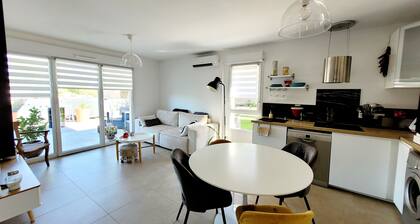 Appartement standing dans résidence avec piscine