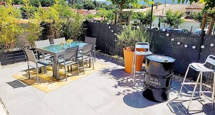 Appartement standing dans résidence avec piscine