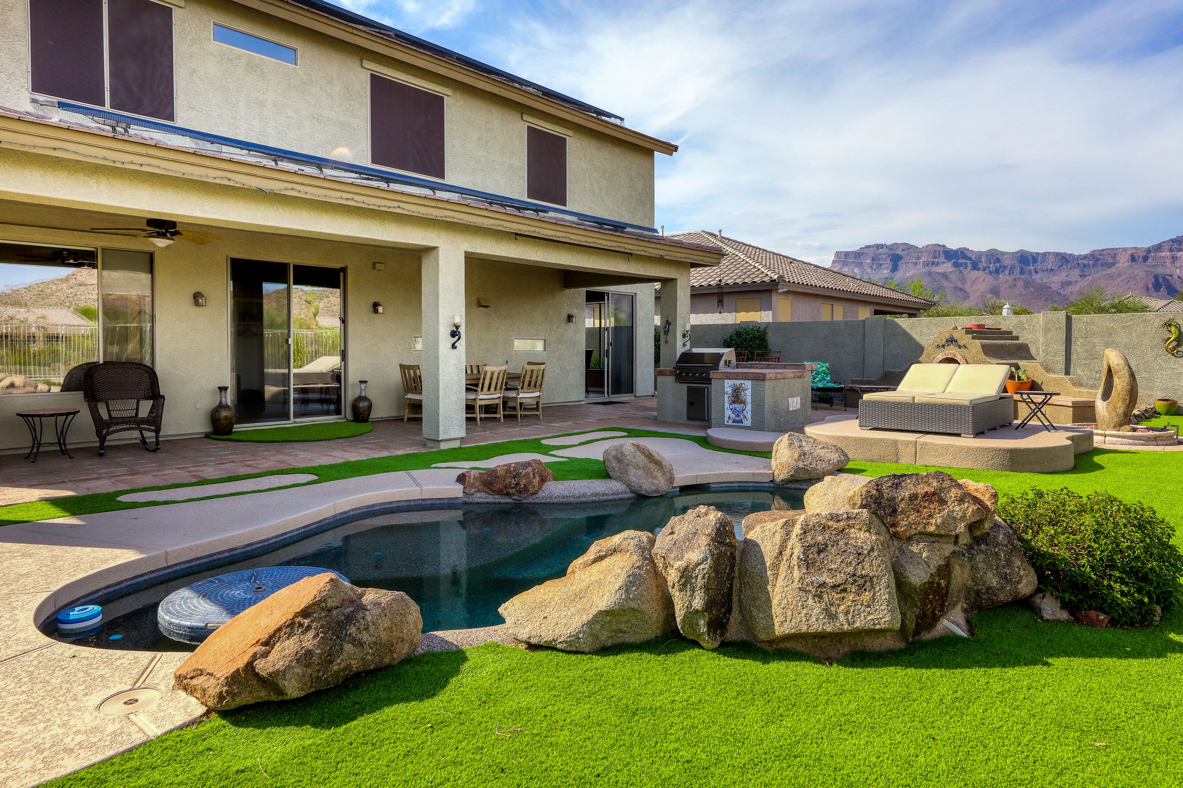 Enchanting home with pool, enclosed yard, grill, patio, central AC & washer/dryer