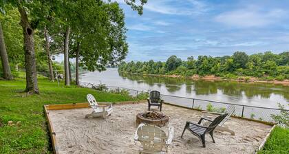 Gorgeous riverside guest house with firepit, patio - great location