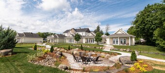 โรงแรมเลอโรเซย์