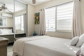 2 chambres, bureau, fer et planche à repasser, Wi-Fi gratuit