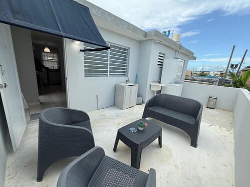 CENTRAL APARTMENT 5 MINUTES FROM THE AIRPORT