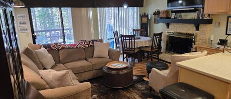 Smart-tv, pejs, bøger