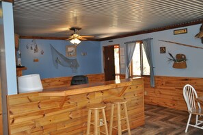 Interior - 01) The Fishing Lodge (Bayfield)