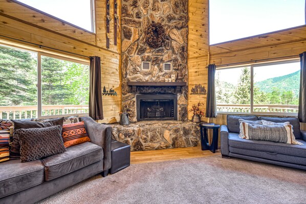 TV, fireplace, DVD player, ping pong