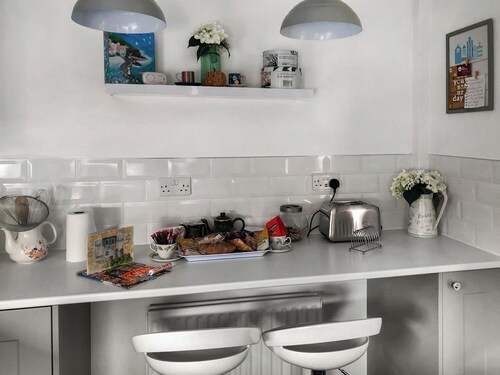 1 bedroom accommodation in Uphill, near Weston-Super-Mare