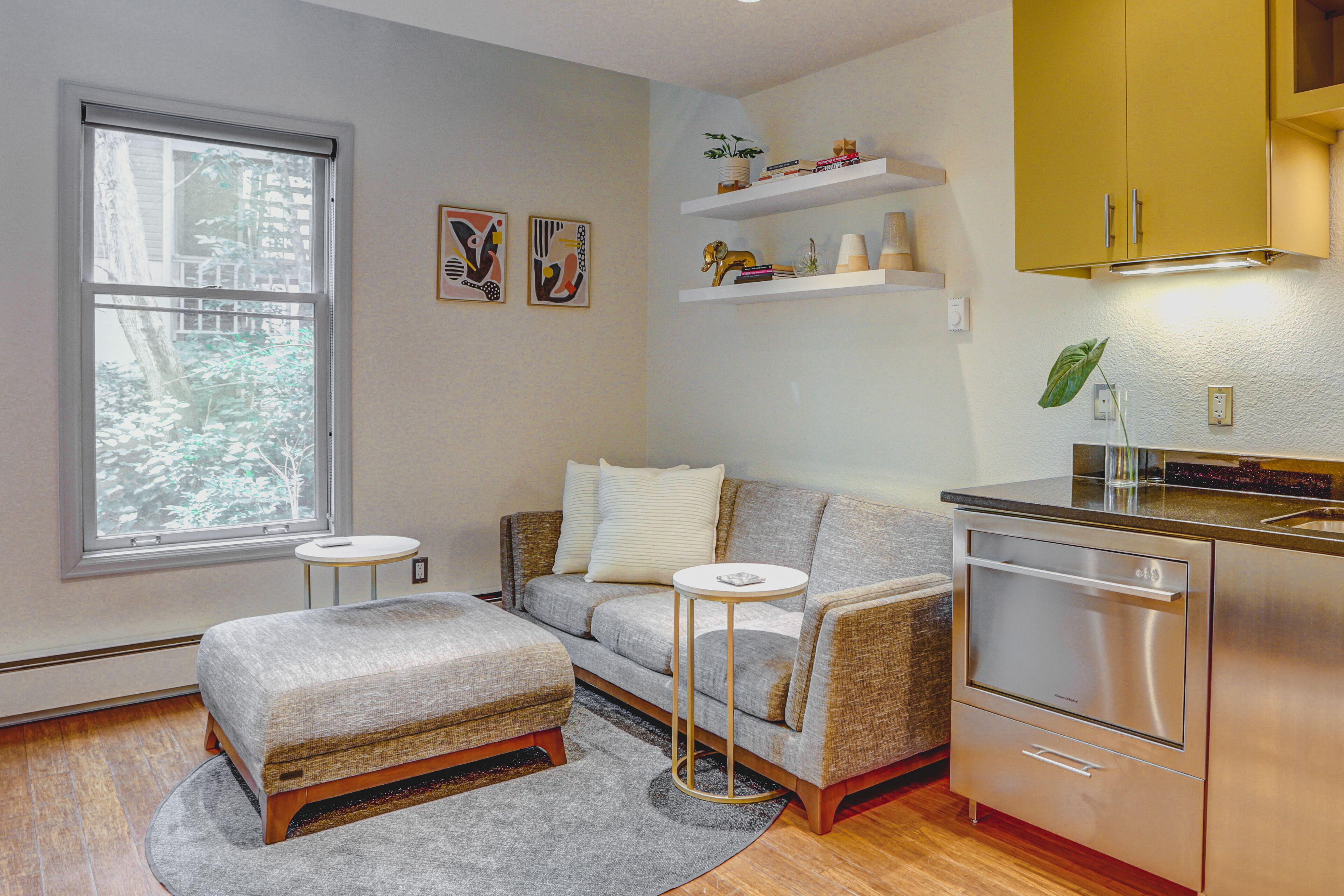 Centrally located modern loft in historic landmark