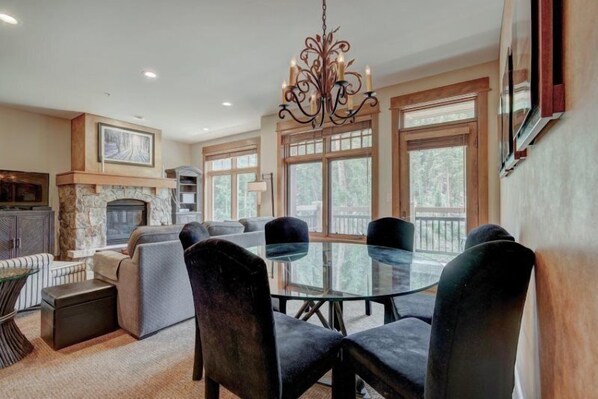 Exterior - Lone Eagle 2 Bedroom Condo (Keystone)