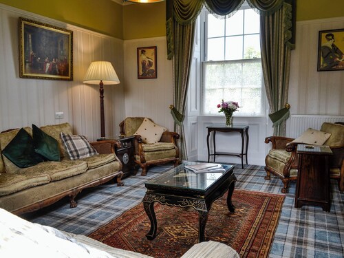 3 bedroom accommodation in Castle Douglas