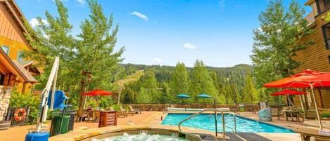 Condo (Silvermill Lodge 1 Bedroom in River R) | Exterior