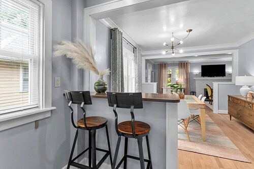 Spacious 4 Bed Home with Backyard Oasis 52