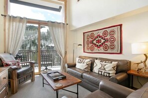 Condo (3 Bedroom in Lionshead Village at The) | Living room - 3 Bedroom in Lionshead Village at The Antlers (Vail)