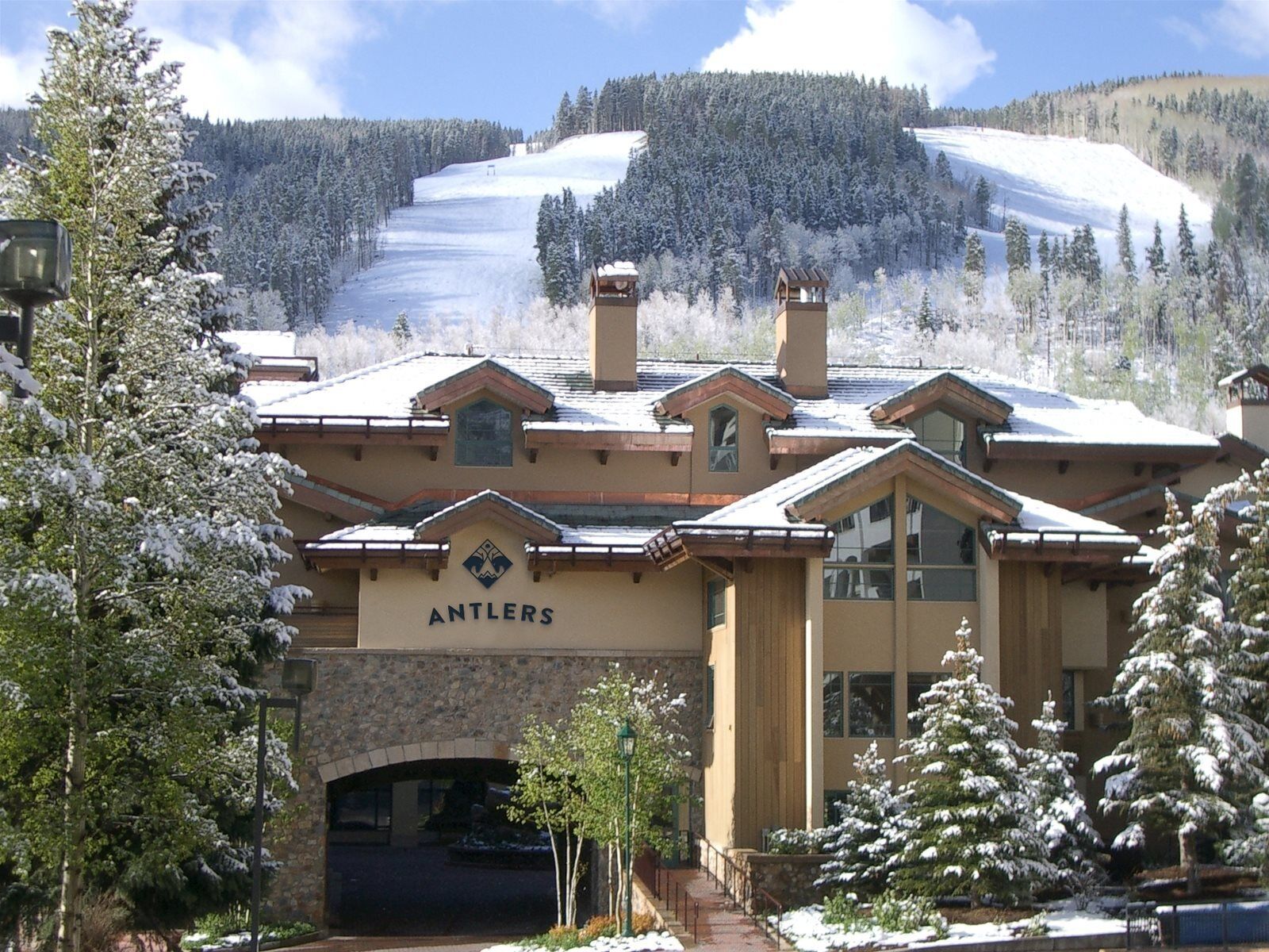 Condo (3 Bedroom in Lionshead Village at The) | Exterior