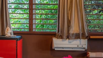 Deluxe Tree House, 2 Bedrooms, Garden View, Garden Area | Individually furnished, blackout curtains, free WiFi