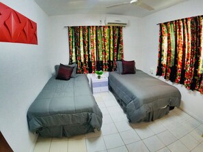 3 bedrooms, Internet