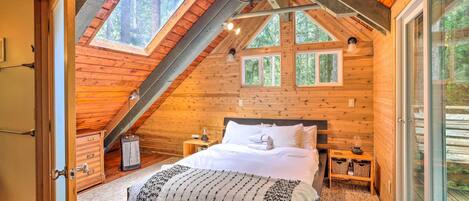 2 bedrooms, internet, bed sheets