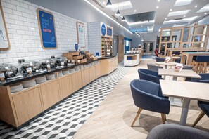 Free daily buffet breakfast  - Holiday Inn Express Fleet by IHG (Fleet)