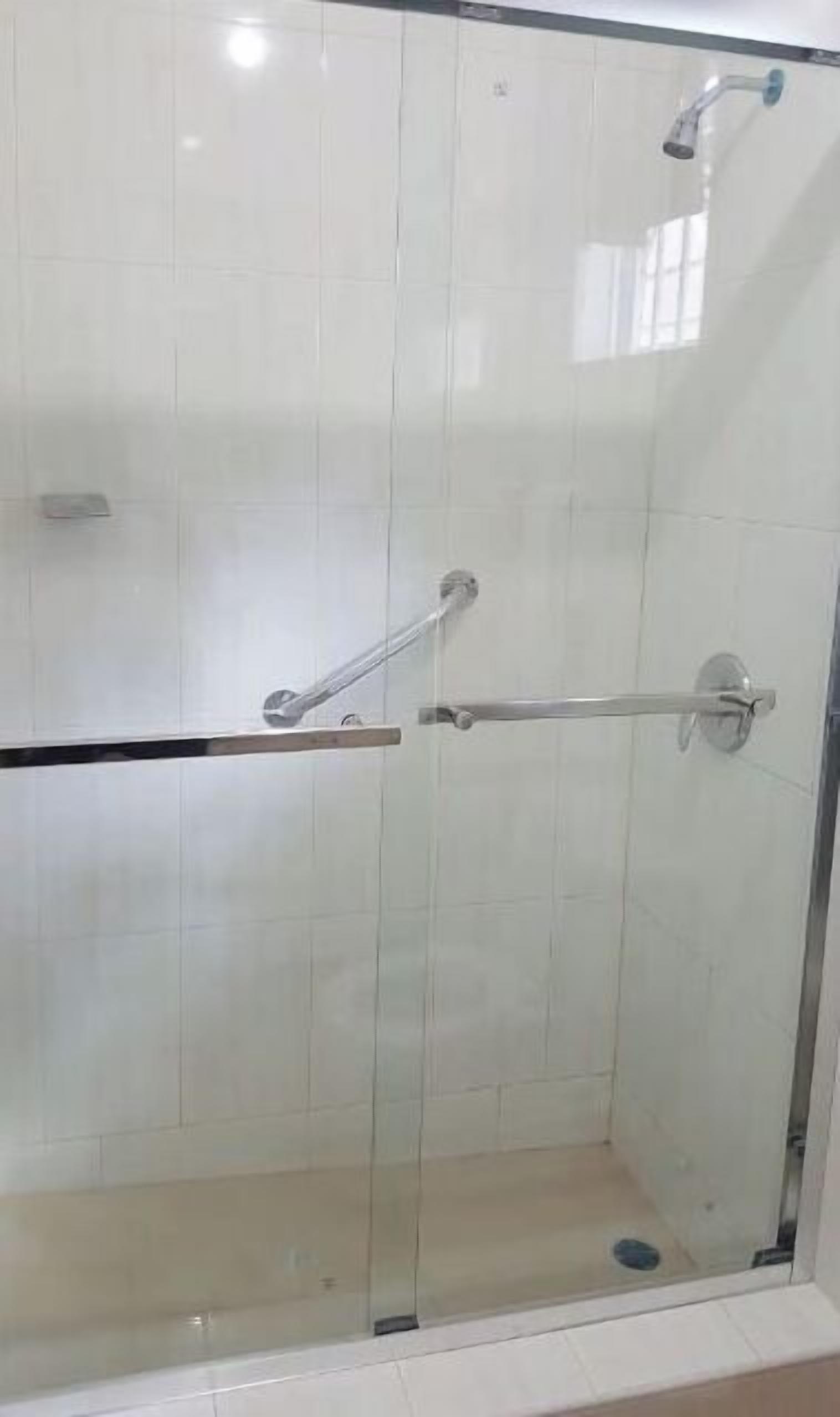 Bathtub, soap, toilet paper