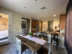 تناول الطعام