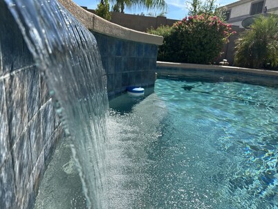BlueSkySurprise-Large Family home with pool in Surprise