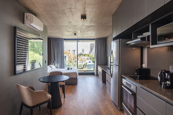 Ropa de cama de alta calidad, cubrecamas y colchones con pillow-top