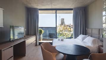 Ropa de cama de alta calidad, cubrecamas y colchones con pillow-top