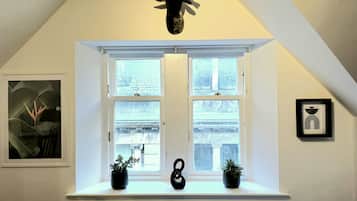 Apartment | Premium bedding, free WiFi, bed sheets
