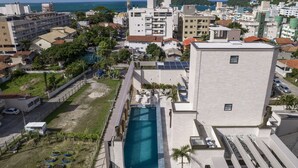 Unclassified image, 2 of 17, button - 864 - Aluguel Apartamento em Bombinhas (Bombinhas)