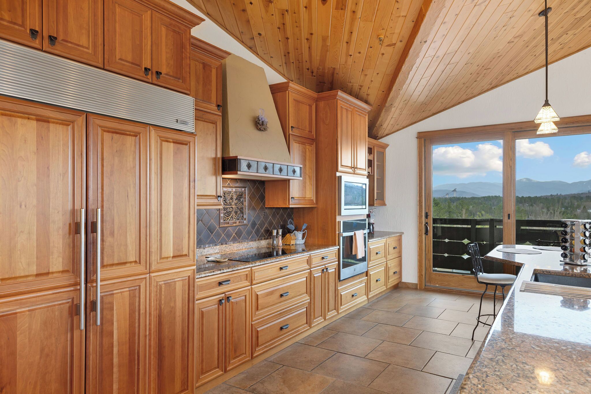 olympic suite | private kitchen | microwave