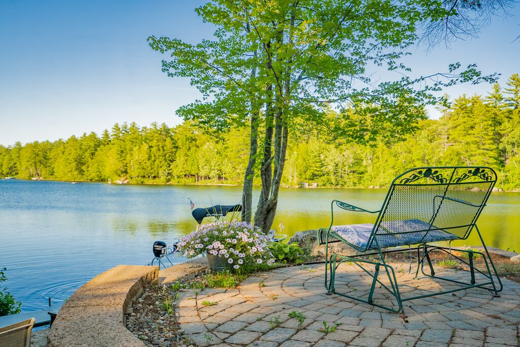Lakeside Getaway