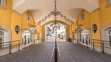 Condo (Vail Arrabelle 4 Bedroom Residence) | Exterior