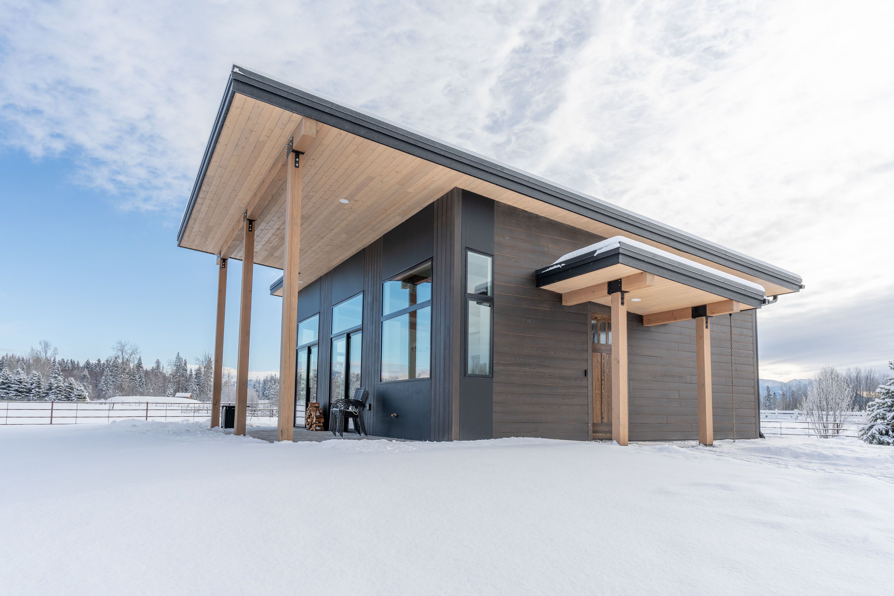 Cow Creek Cabin Guesthouse, Whitefish Mt