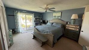 2 habitaciones, escritorio, tabla de planchar con plancha y wifi gratis 