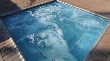 Piscina externa