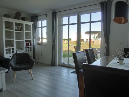 Vacation home FH24 - semi-detached house for 6 persons, 110 m², incl. bed linen, WLAN