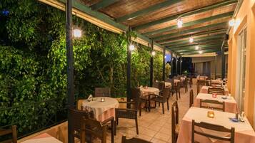 Servei de restauració a l'aire lliure