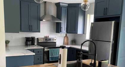 Stylish 2BR Near hwy Advent HealthDowntown OP