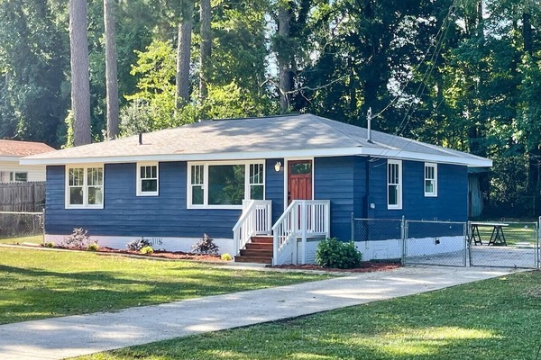 Welcome to The Blue Robin