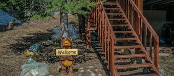 2bed 1bath Creekside Alma w/Deck & Beautiful Views