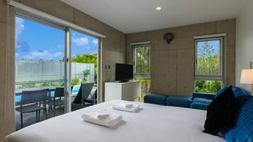 Basic Villa | 4 bedrooms, free cribs/infant beds, free WiFi, bed sheets