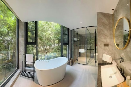 Qiqushan Hotel