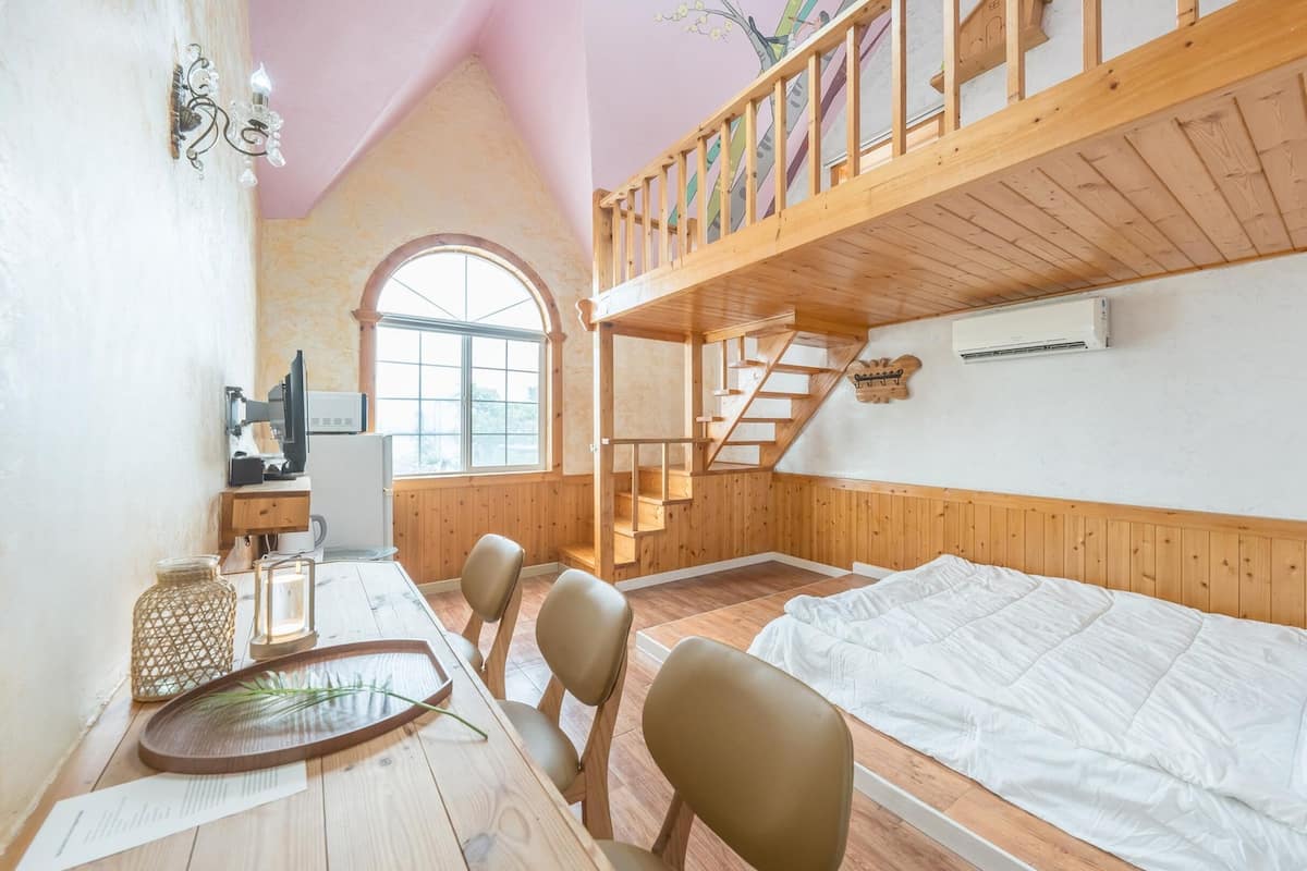 Basic Room, 1 Bedroom (Ganghwayeok 3ho (2cheung))