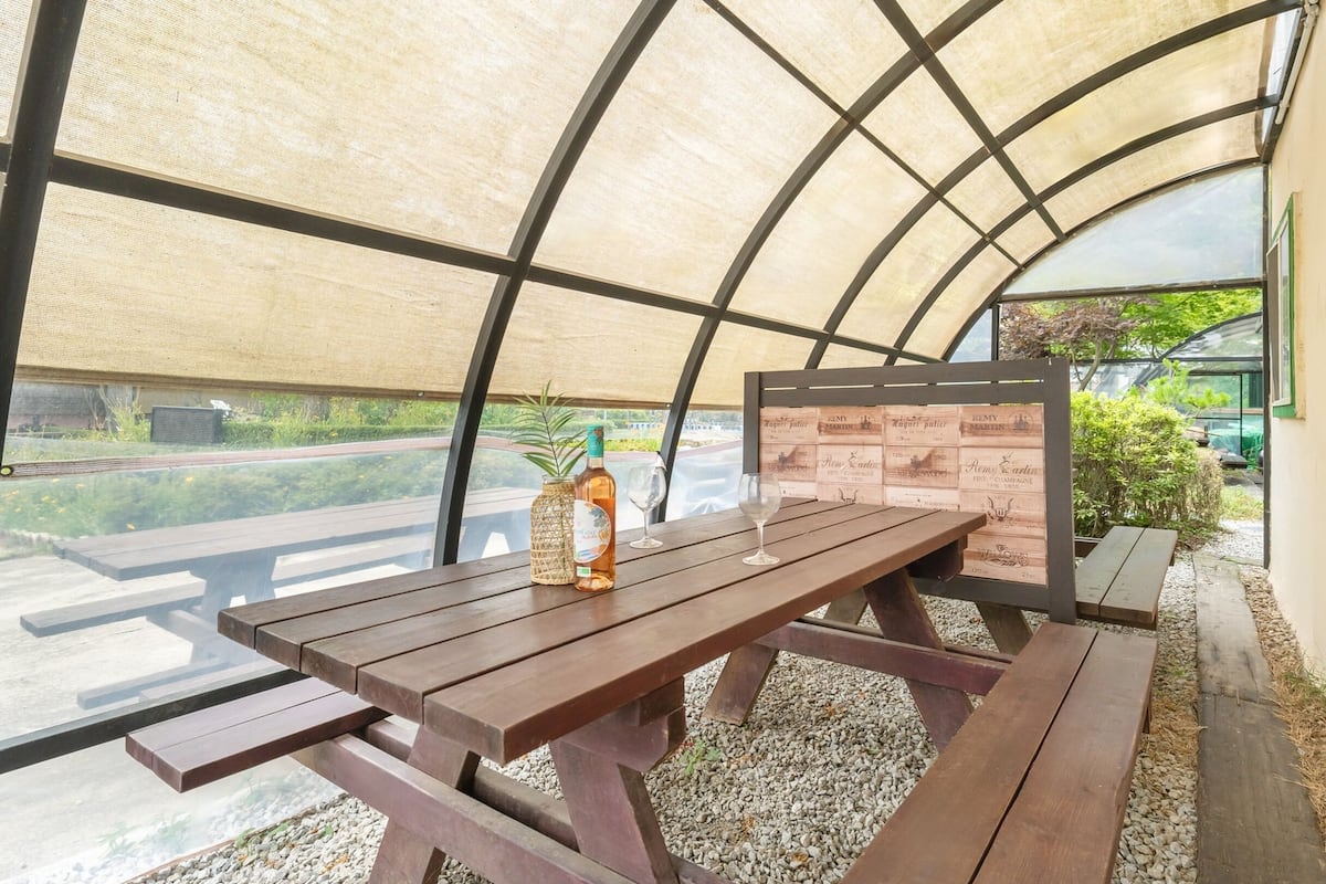 Basic Room, 1 Bedroom (Ganghwayeok 2ho (2cheung)) | 1 bedroom, free WiFi