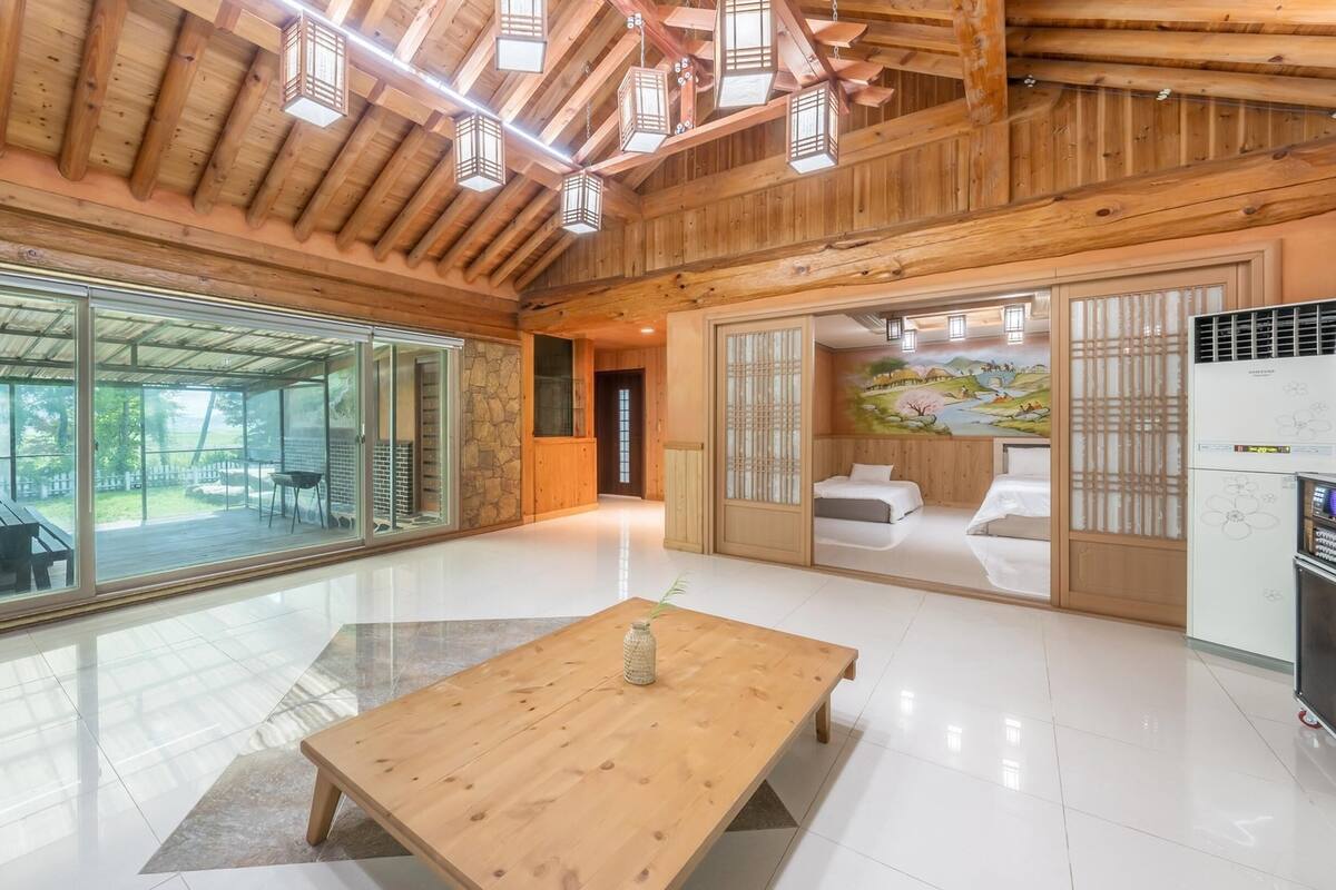 Basic Room, 3 Bedrooms (Hanok dokchae 1ho (Dandok jutaek))