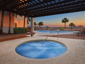 Pool - 2Bed/2Bath Available 10/1-10/8 Weekly Marriott's Harbour Point (Hilton Head Island)