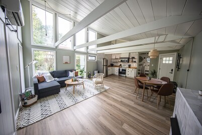 Unwind at this Modern Bethel Village Escape
