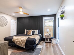 5 Schlafzimmer, Zimmersafe, Bügeleisen/Bügelbrett, Reisekinderbett